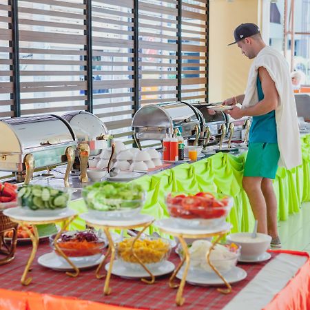 Eastiny Plaza Hotel Pattaya Luaran gambar