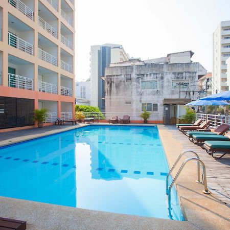 Eastiny Plaza Hotel Pattaya Luaran gambar
