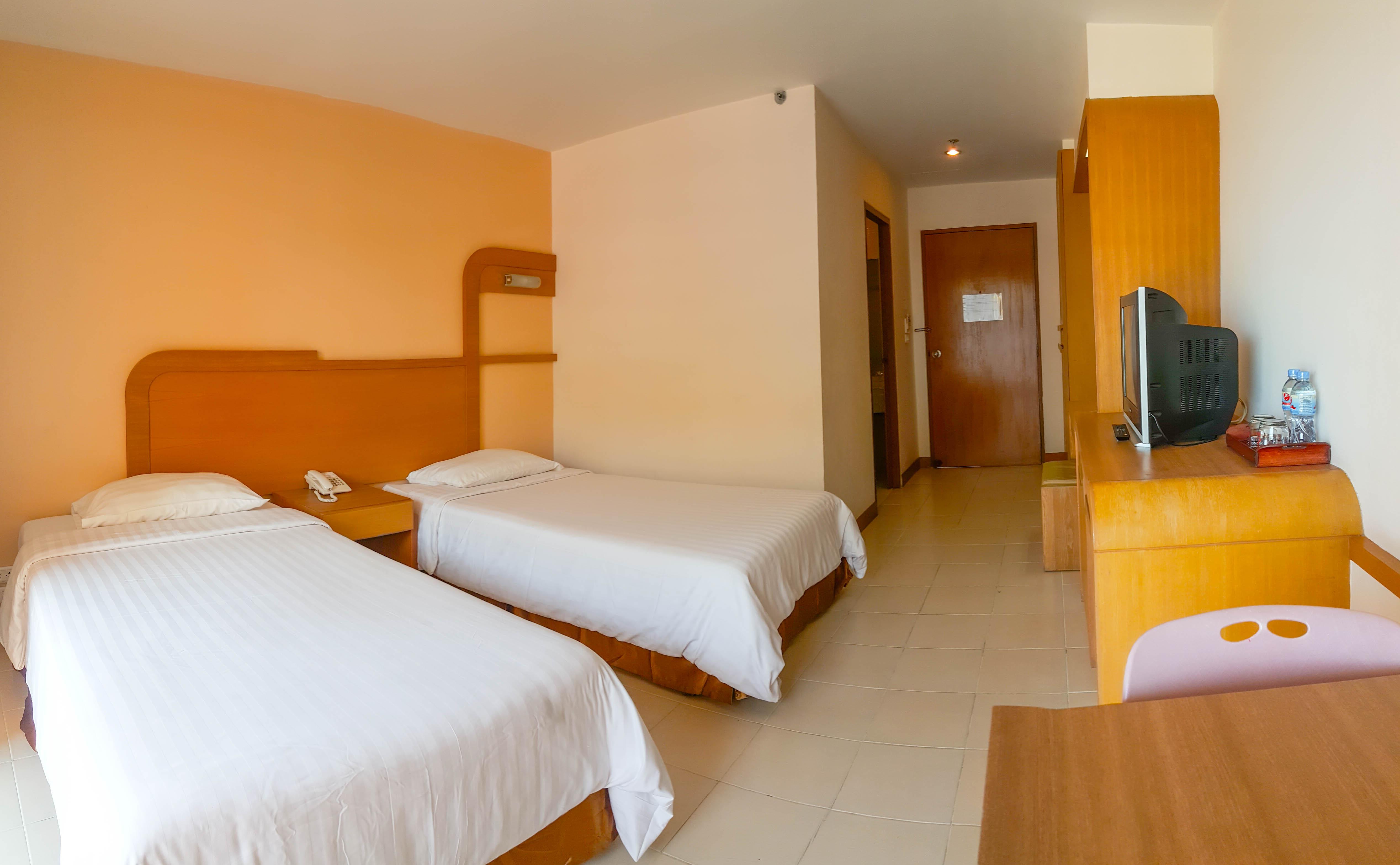 Eastiny Plaza Hotel Pattaya Luaran gambar