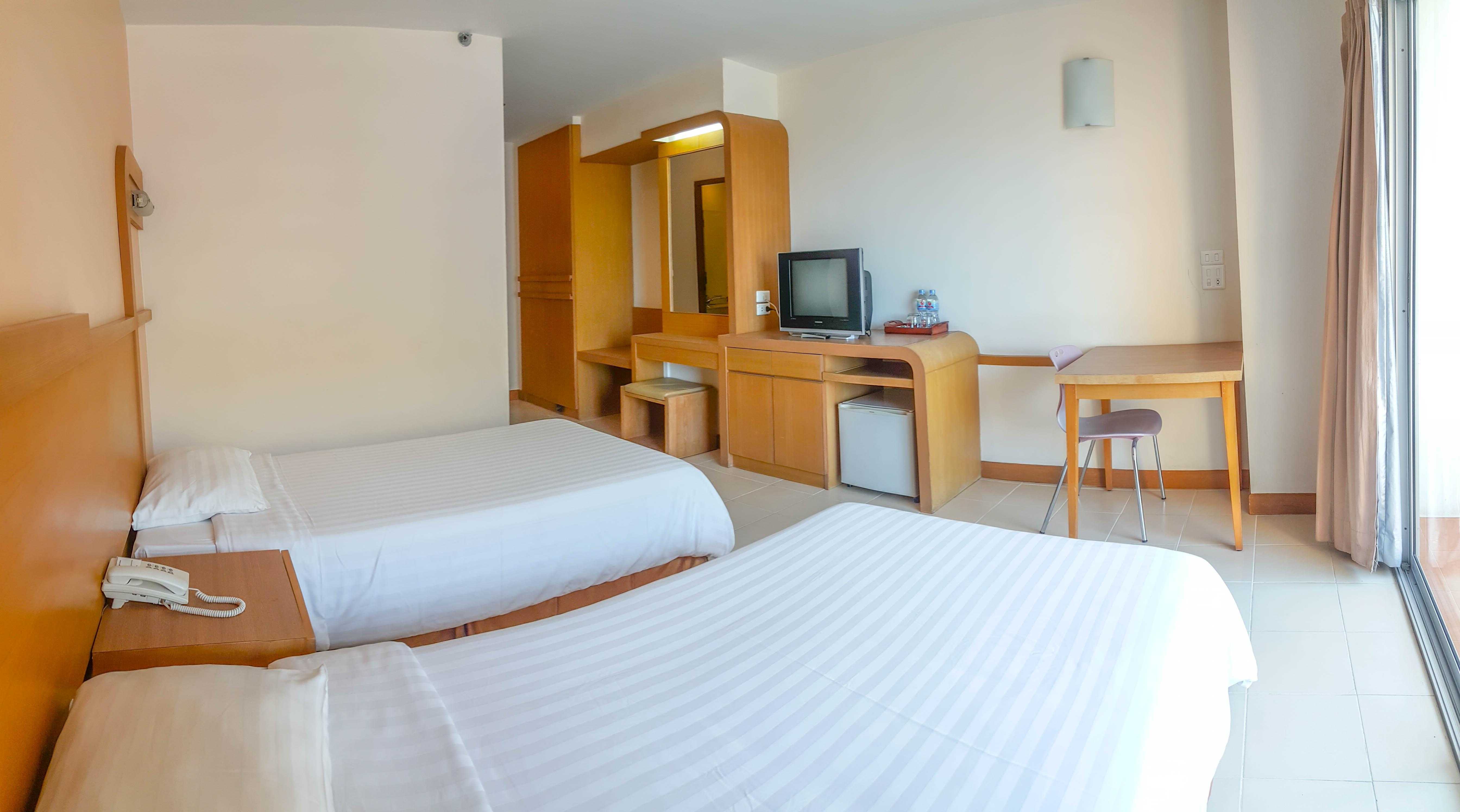 Eastiny Plaza Hotel Pattaya Luaran gambar