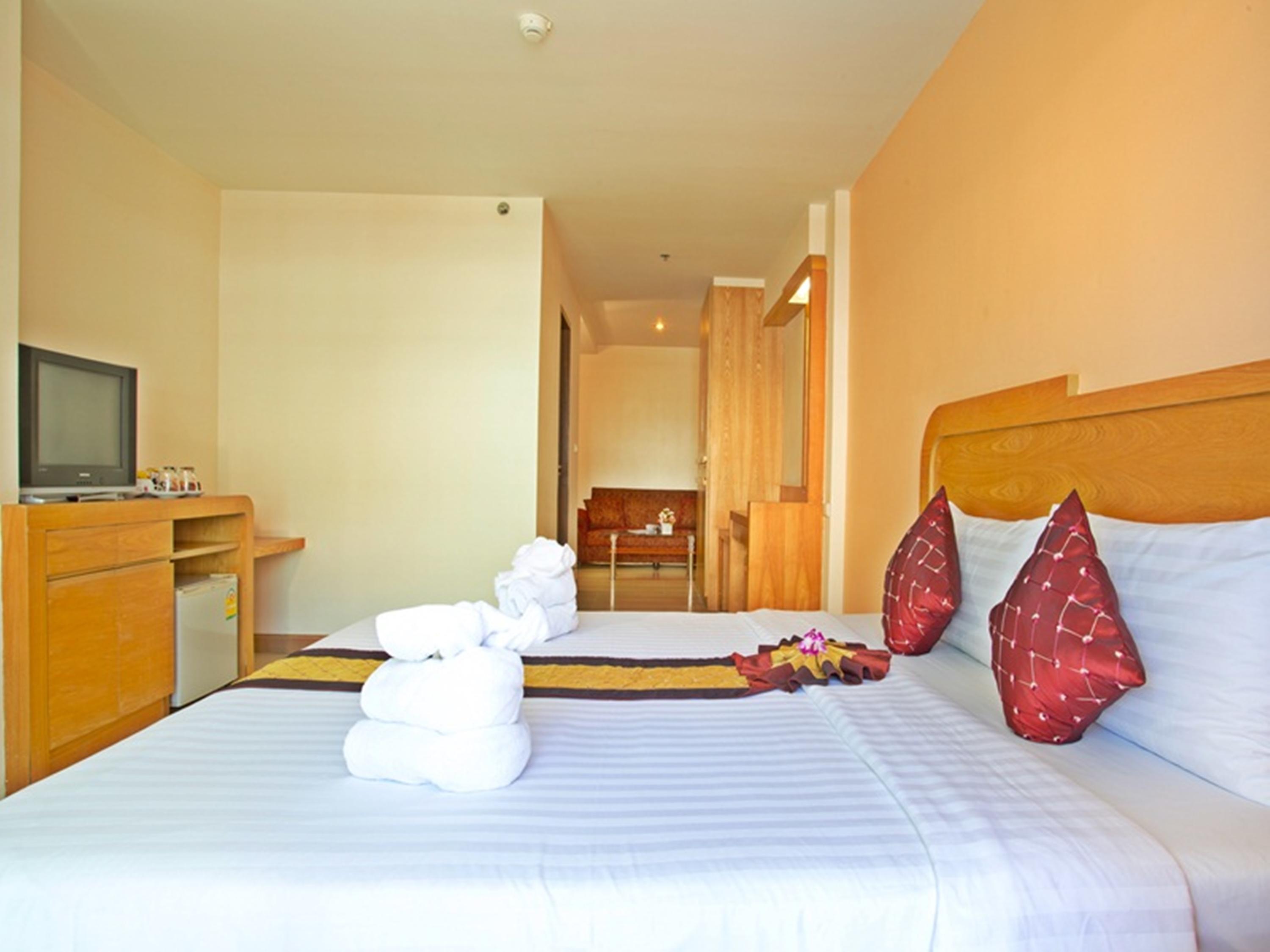 Eastiny Plaza Hotel Pattaya Luaran gambar