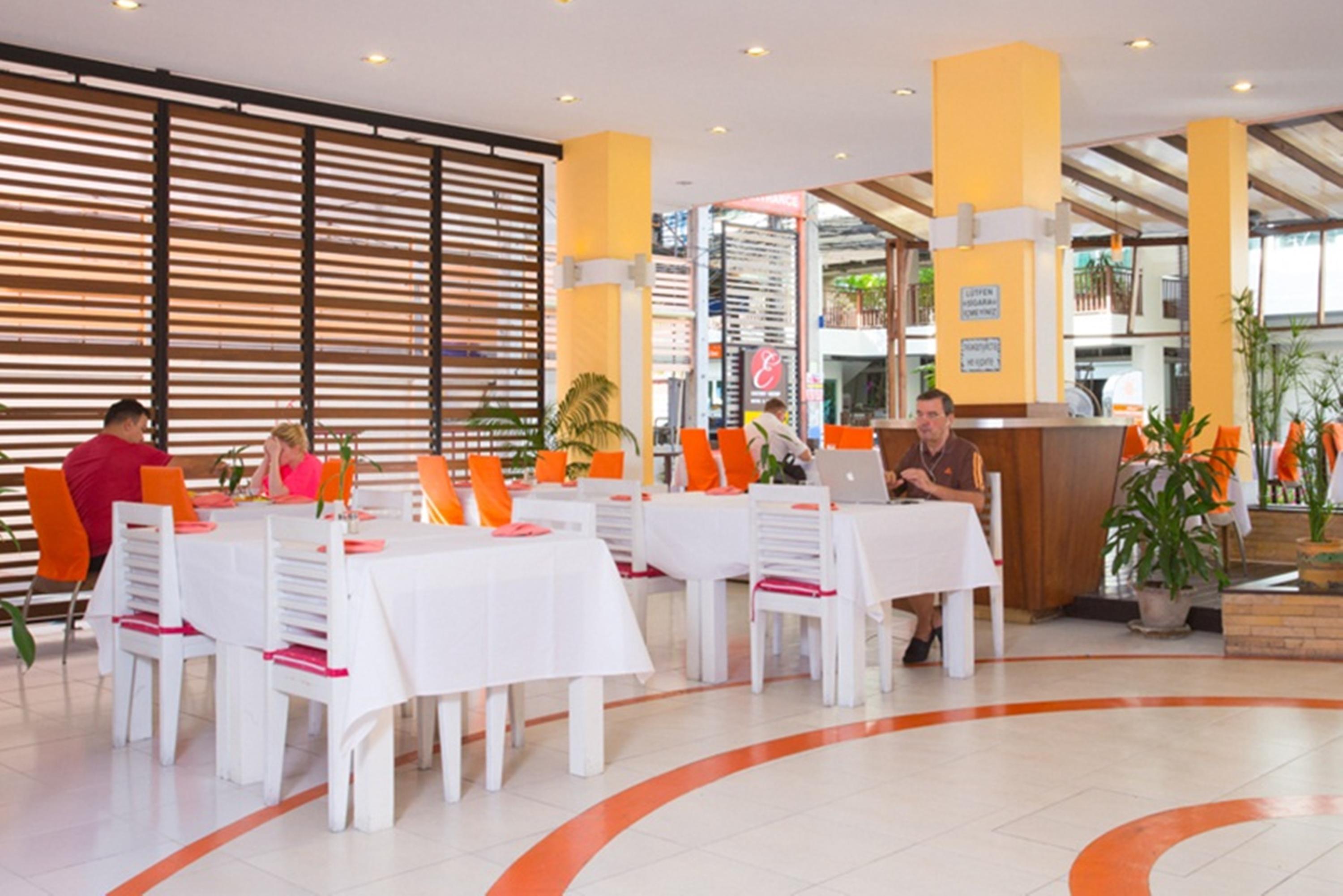 Eastiny Plaza Hotel Pattaya Luaran gambar