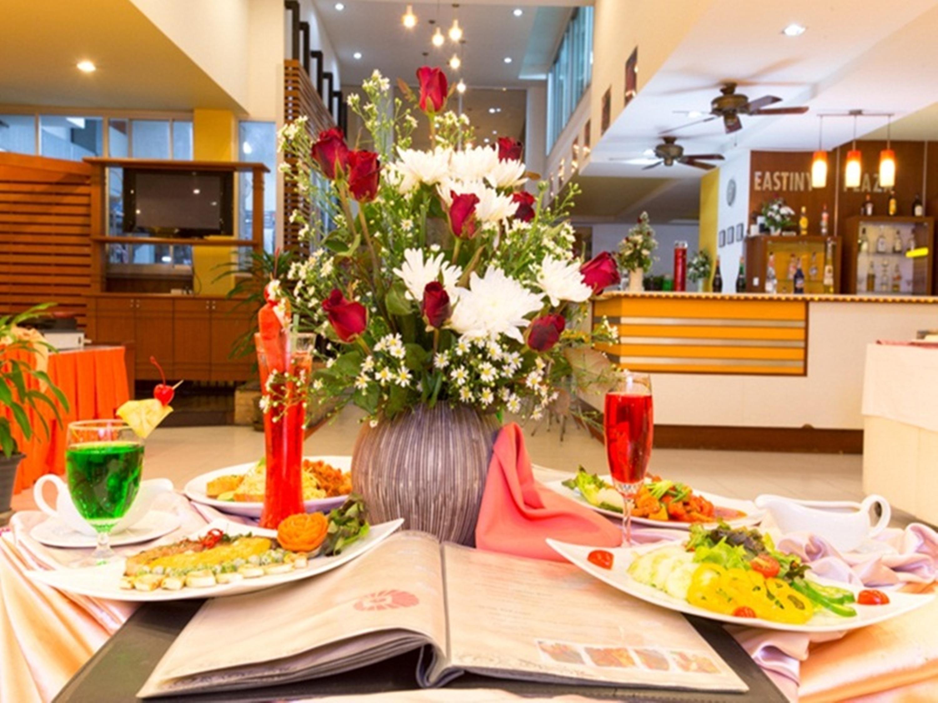 Eastiny Plaza Hotel Pattaya Luaran gambar