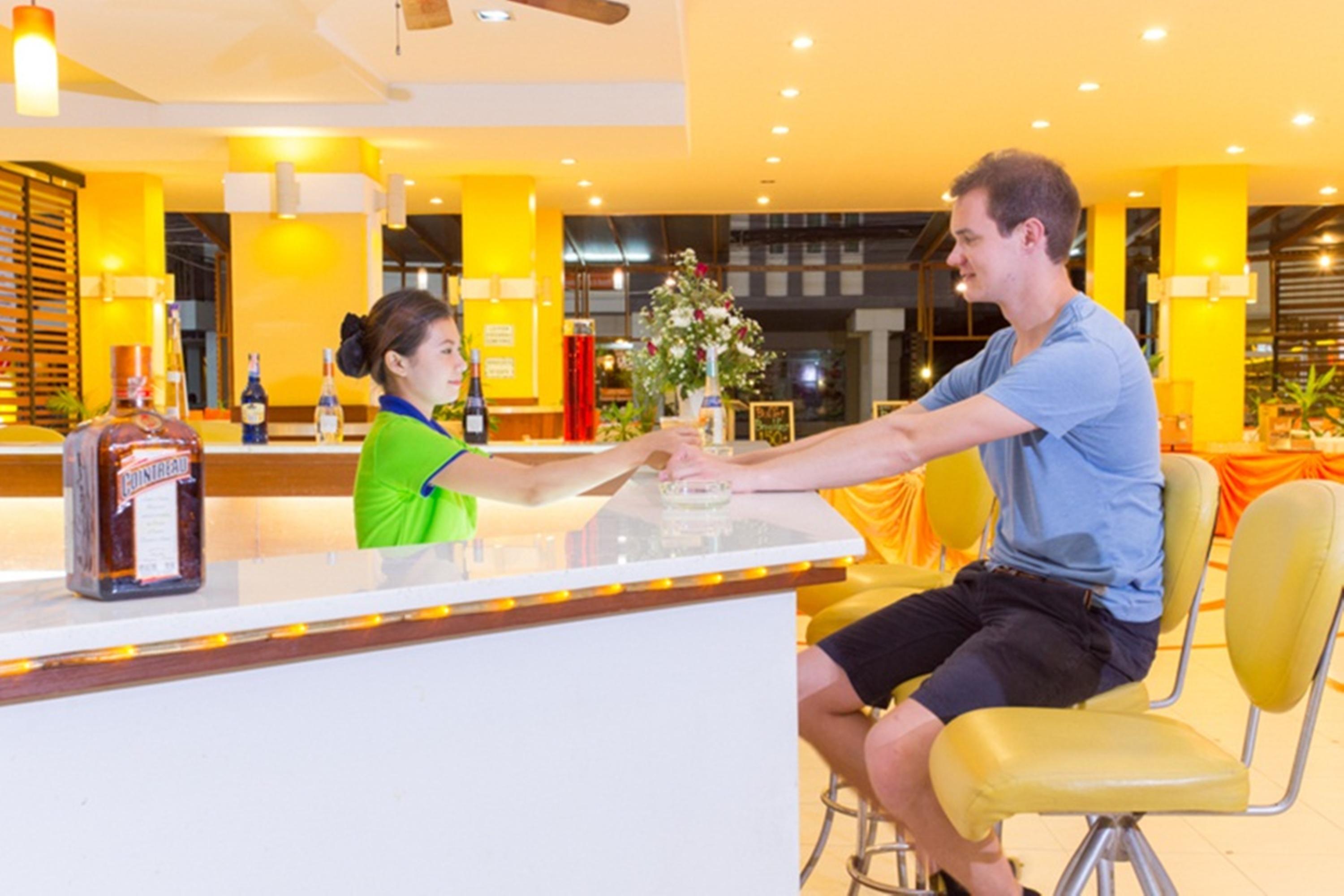 Eastiny Plaza Hotel Pattaya Luaran gambar