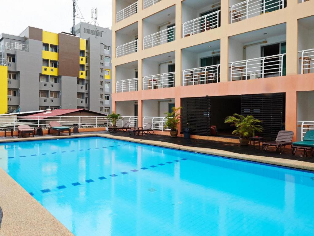 Eastiny Plaza Hotel Pattaya Luaran gambar