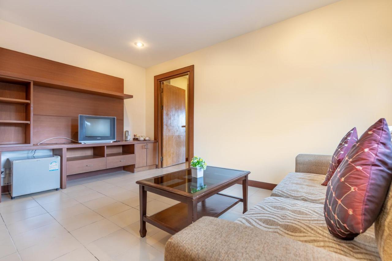 Eastiny Plaza Hotel Pattaya Luaran gambar