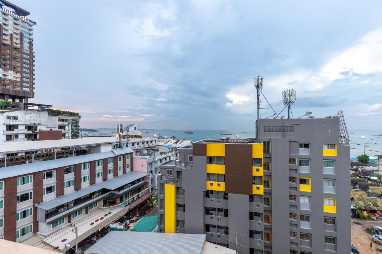 Eastiny Plaza Hotel Pattaya Luaran gambar