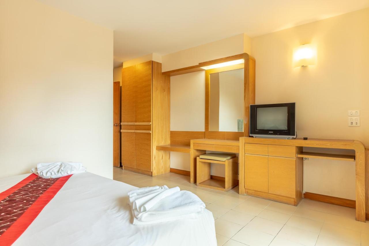 Eastiny Plaza Hotel Pattaya Luaran gambar